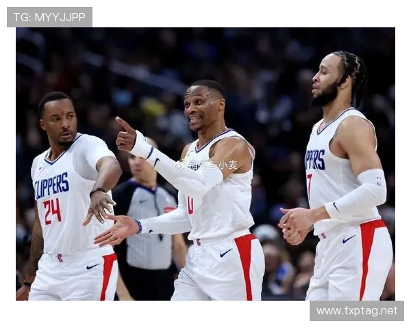 奥拉朱旺篮下单打效率领先艾弗森，内线制造优势显著提升球队进攻